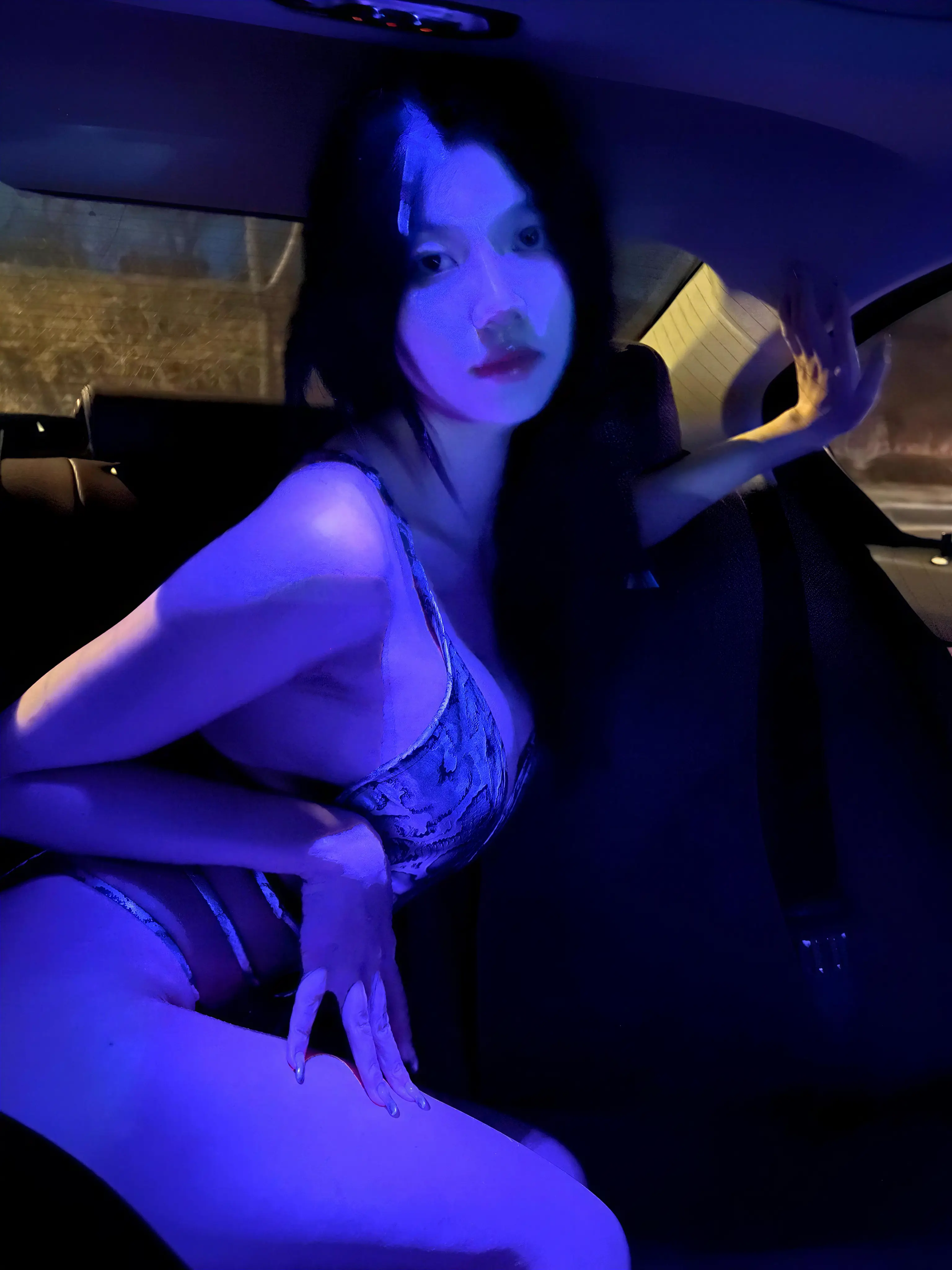鱼神 – 蟒蛇连体开叉 15P